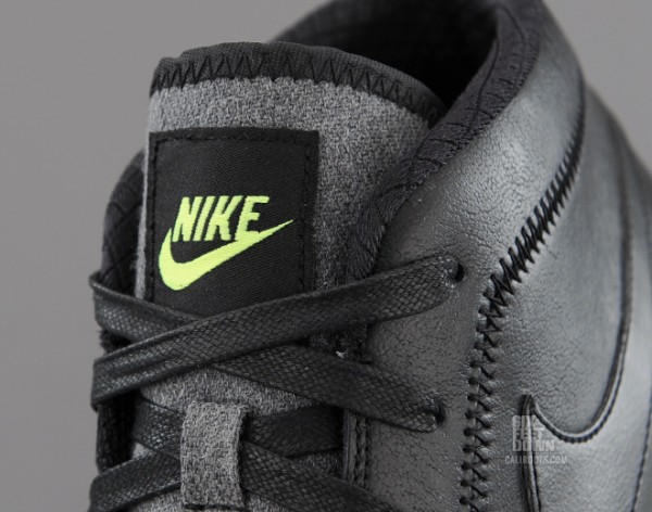 nike-wardour-max-1-black-volt-charcoal-4