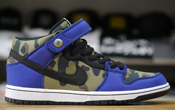 nike sb dunk mid camo