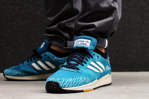 Adidas Tech Super Hero Blue