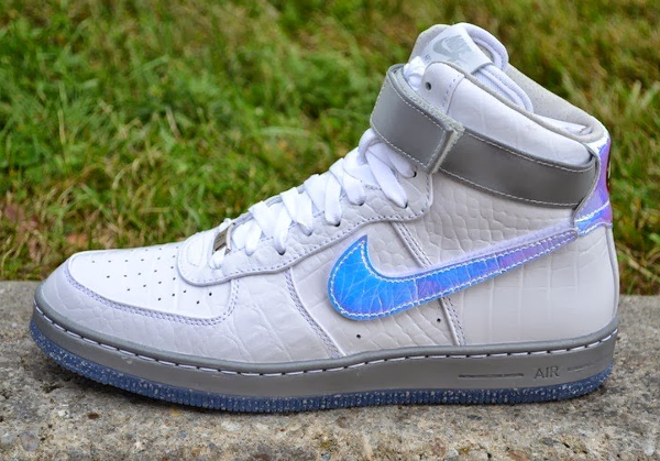 nike-air-force-1-high-downtown-hologram-space-1