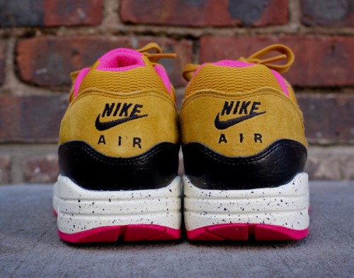 nike air max doré femme