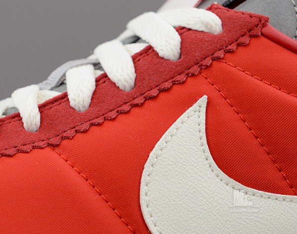 nike-cortez-nm-qs-chilling-red-3