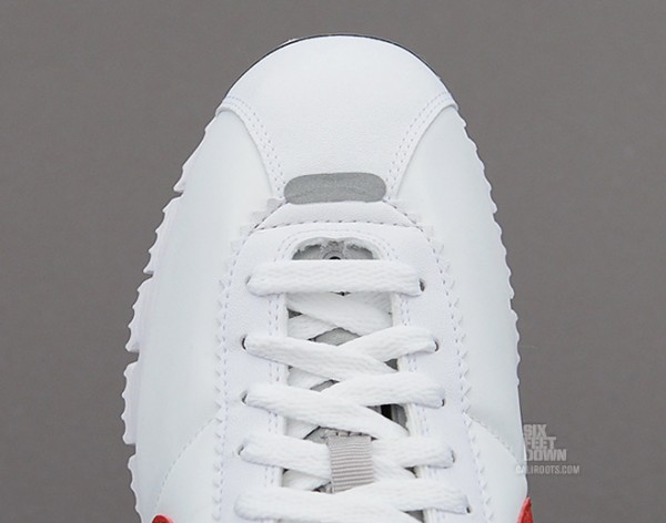 nike-cortez-nm-qs-white-gym-red-5