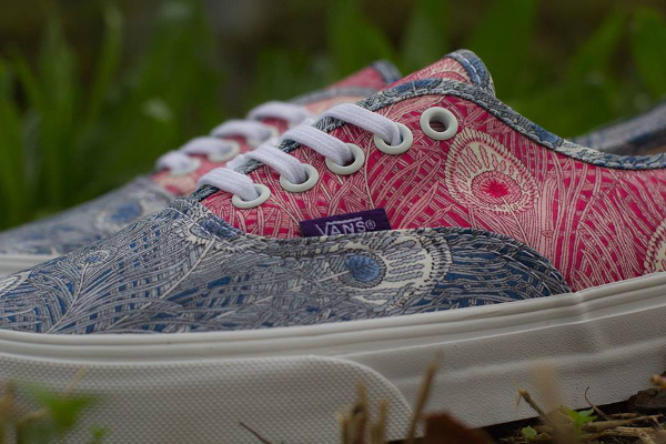 vans liberty peacock