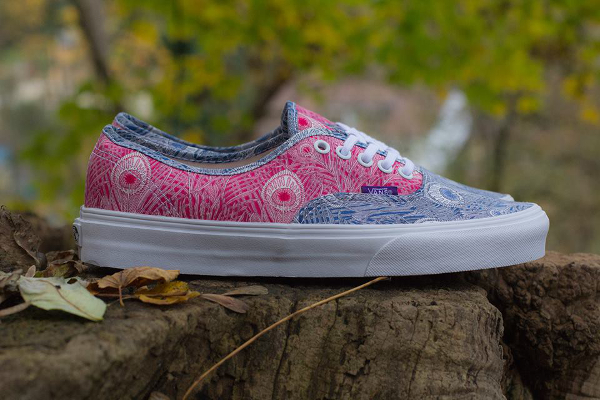 vans liberty peacock