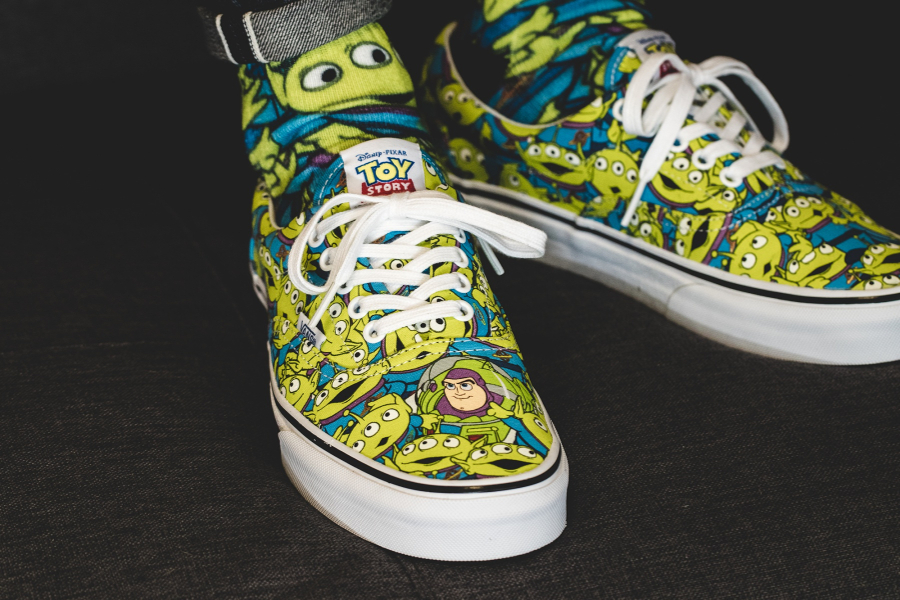 vans x toy story aliens era shoes