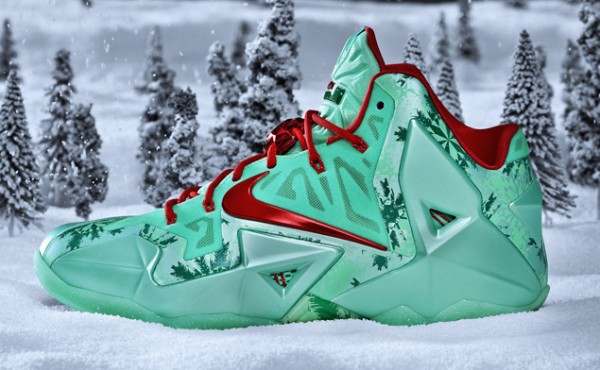 nike-lebron-11-christmas (1)