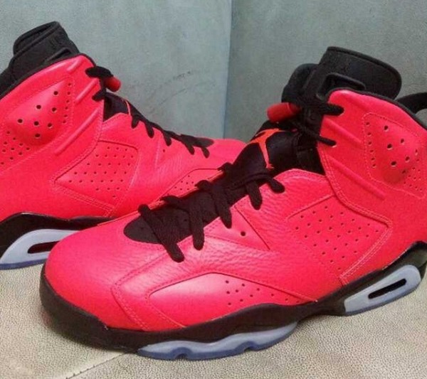 Air Jordan 6 Toro