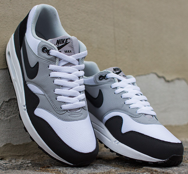 nike air max 1 essential anthracite