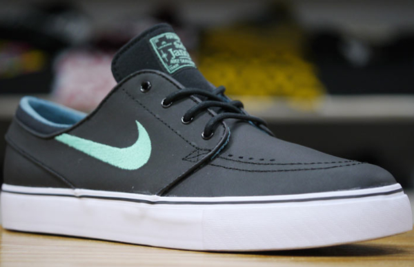 nike janoski blanc cuir