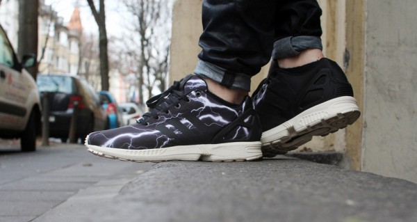 adidas-zx-flux-lightning-black-elements (1)