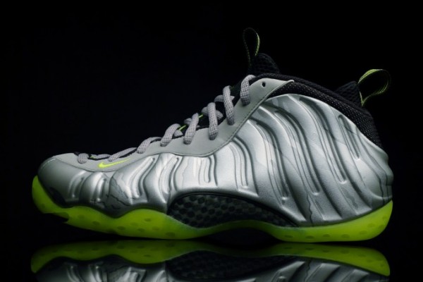 Nike Air Foamposite One PRM Silver Lime