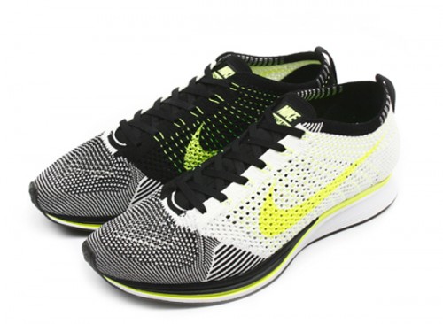 flyknit racer solde