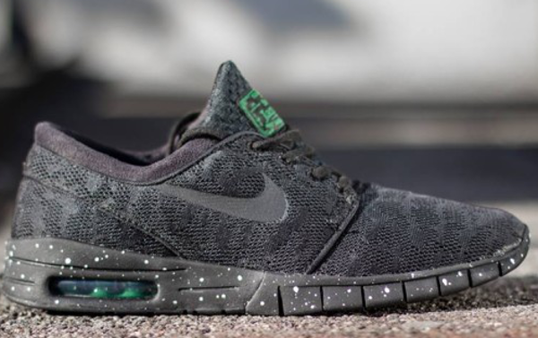 janoski max black pine green