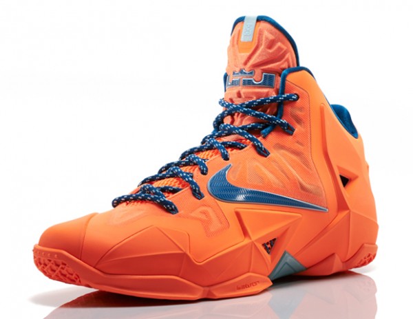 nike-lebron-11-atomic-orange-01