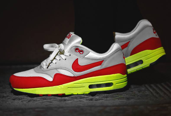 Air max one jaune fluo online