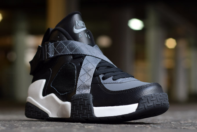 nike air raid 2019