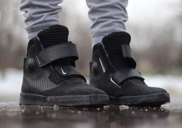 Nike flystepper 2k3 noir clearance