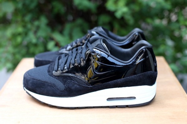 nike-air-max-1-VT-QS--uglymely-