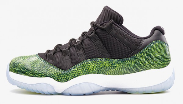 Air Jordan 11 Low Nightshade