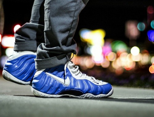 nike foamposite argent