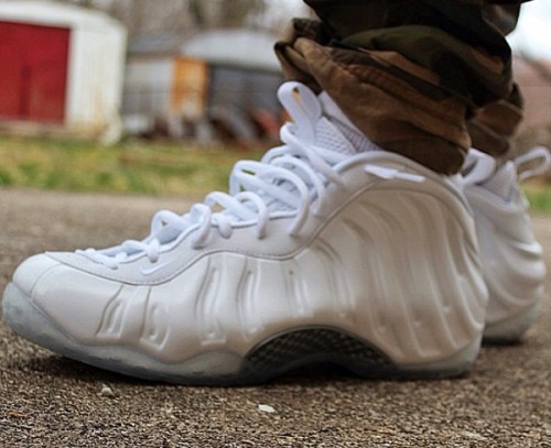 nike foamposite one femme beige