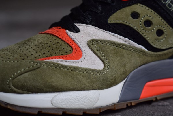 Saucony Grid 9000 x Ubiq Dirty Martini (1)