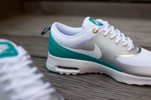 Nike Air Max Thea Metallic Silver White Tribe Green  (7)