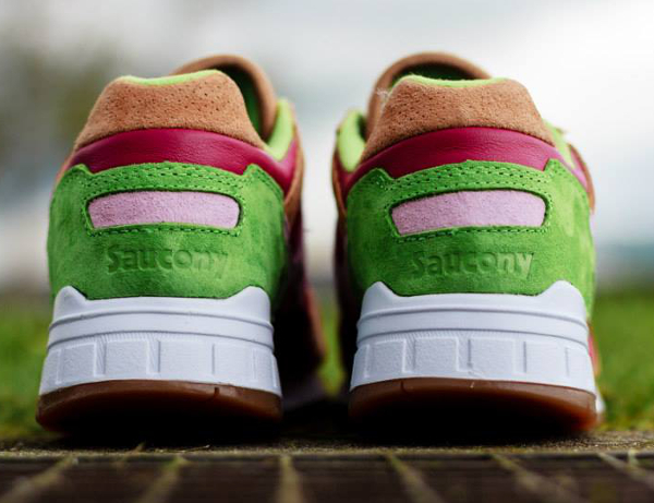 Saucony Shadow 5000 x End Clothing Burger   (5)