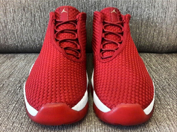 jordan future rouge prix