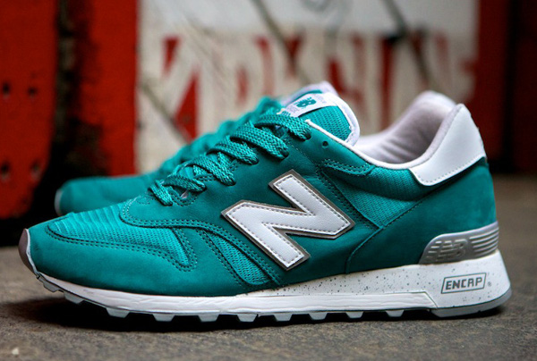 new balance noir et turquoise