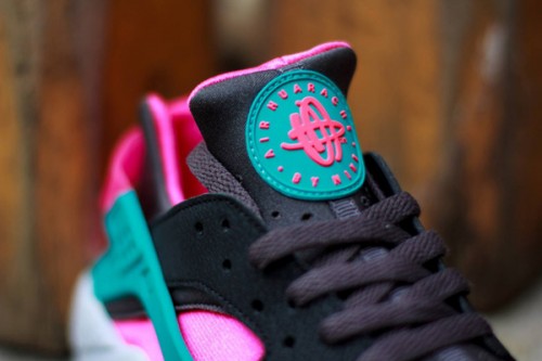 nike huarache rose poudré