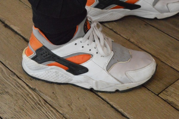 huarache orange et blanche