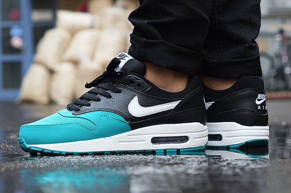 Nike Air Max 1 GS Black Petrol (1)