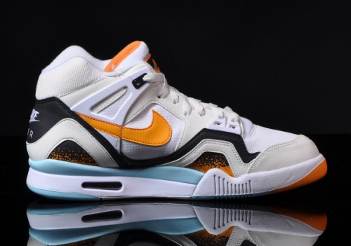 nike air tech challenge ii kumquat