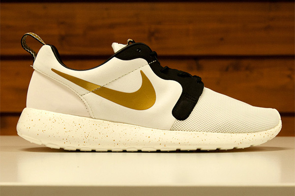 Où acheter la Nike Roshe Hyperfuse "Gold Hypervenom"