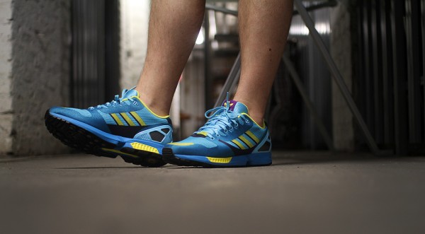 Adidas ZX Flux Weave OG 'Aqua' aux pieds (8)