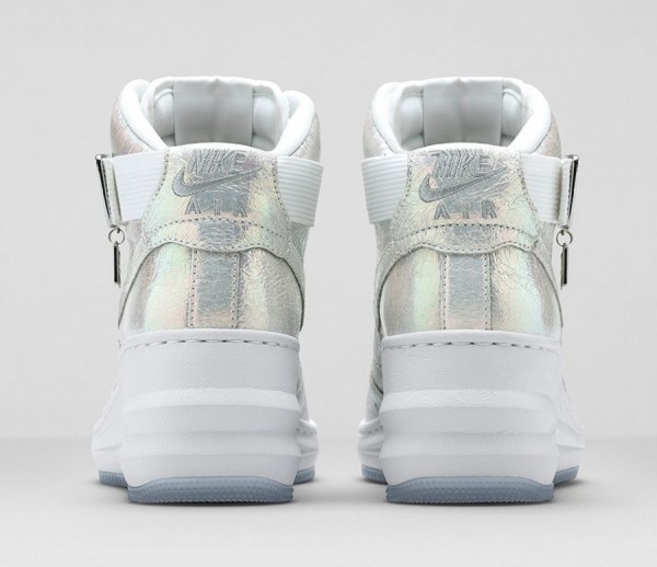 Nike AIR FORCE 1 IRIDESCENT PEARL  (3)