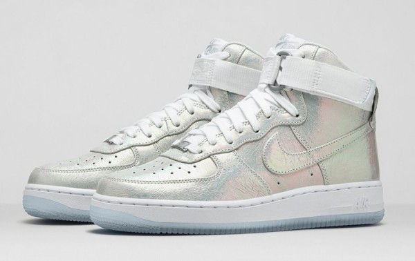 Nike AIR FORCE 1 IRIDESCENT PEARL  (6)