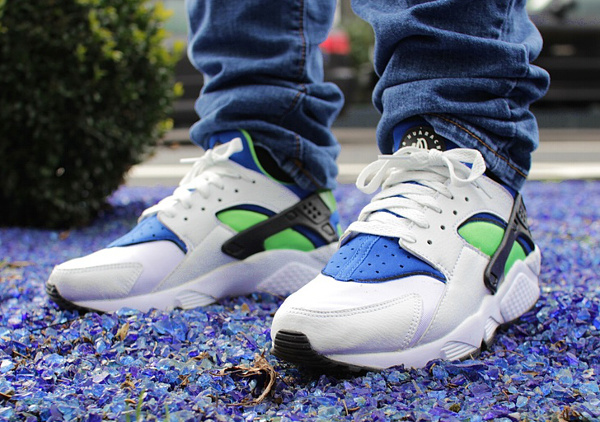 nike huarache scream green