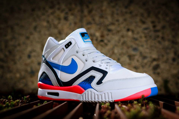 nike air tech challenge 2 photo blue