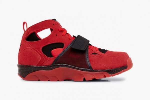 Nike Air Trainer Huarache PRM QS 'Challenge Red'