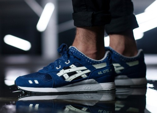 asics gel lyte iii glow in the dark