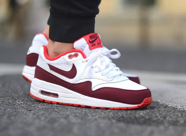 nike air max 1 essential blanc bordeaux