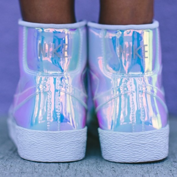 Nike Blazer Mid 'Iridescent' (2)