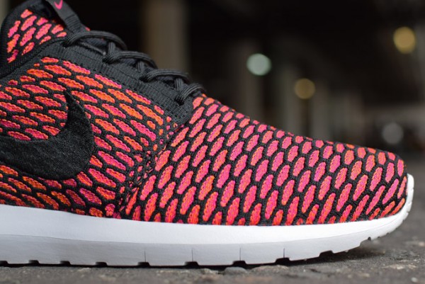 Nike Flyknit Roshe Run Fireberry (7)