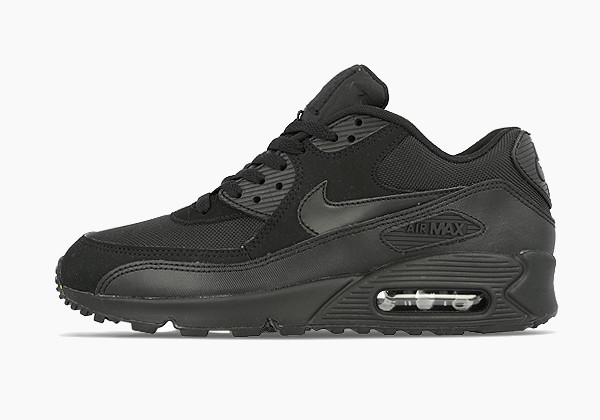 air max 90 triple black