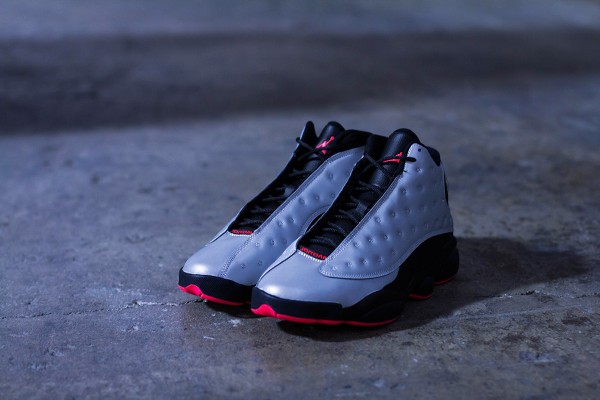 Air Jordan 13 reflective silver photo  (8)