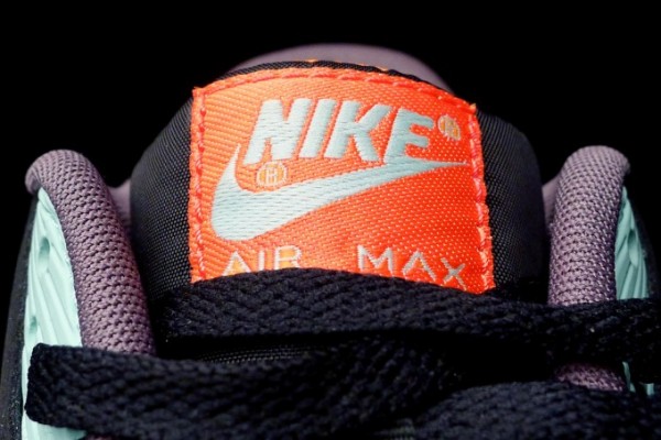 Air Max 90 Essential (Black Black Hyper Crimson) (1)