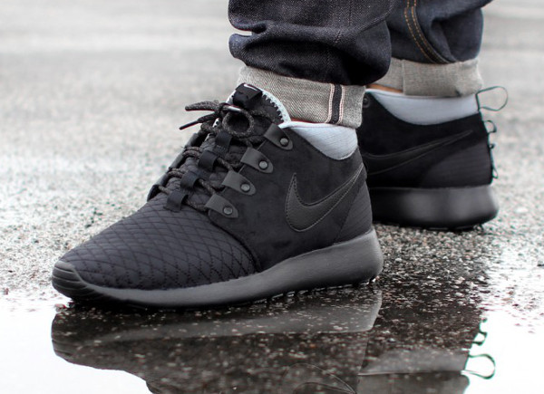 Nike Roshe Run Sneakerboots Black 